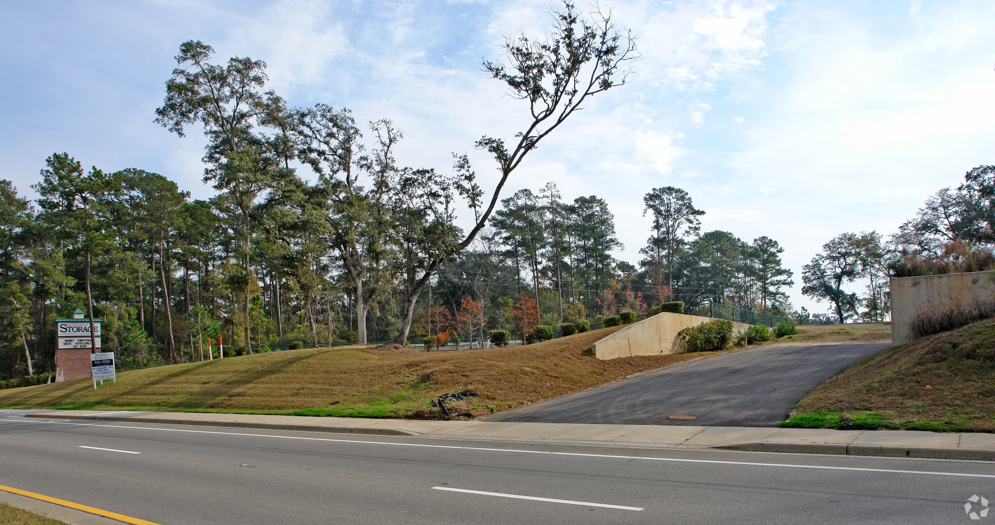 6875 Thomasville Rd, Tallahassee, FL for lease Primary Photo- Image 1 of 9