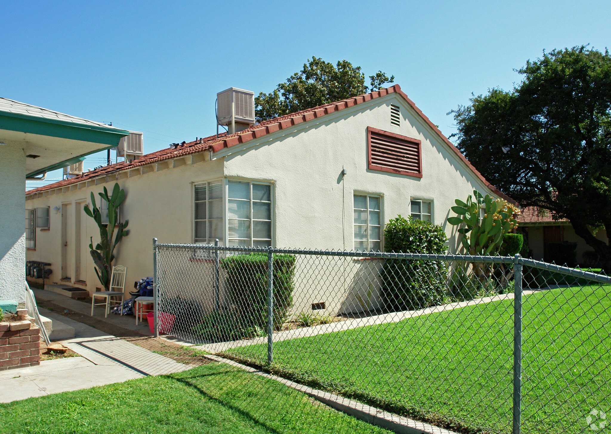 3451 E McKinley Ave  