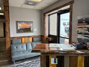 5365 Stacy Trl, Stacy, MN for lease Interior Photo- Image 2 of 10