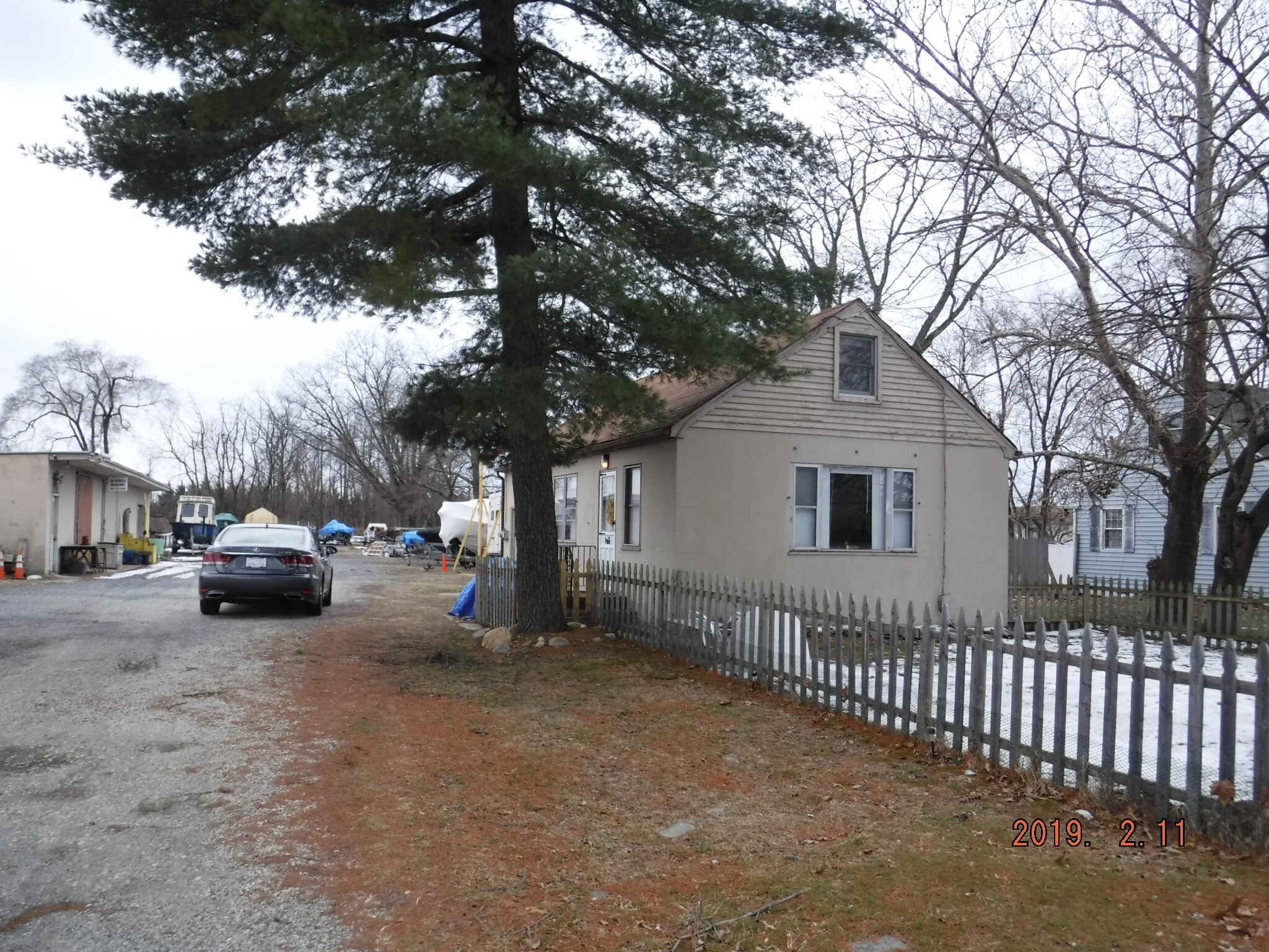 1909 Taylors Ln, Cinnaminson, NJ for sale Primary Photo- Image 1 of 1