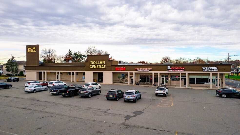 130-140 S Plainfield Ave, South Plainfield, NJ for sale - Building Photo - Image 1 of 12