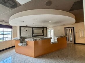 1113 Alta Ave, Upland, CA for lease Interior Photo- Image 2 of 14