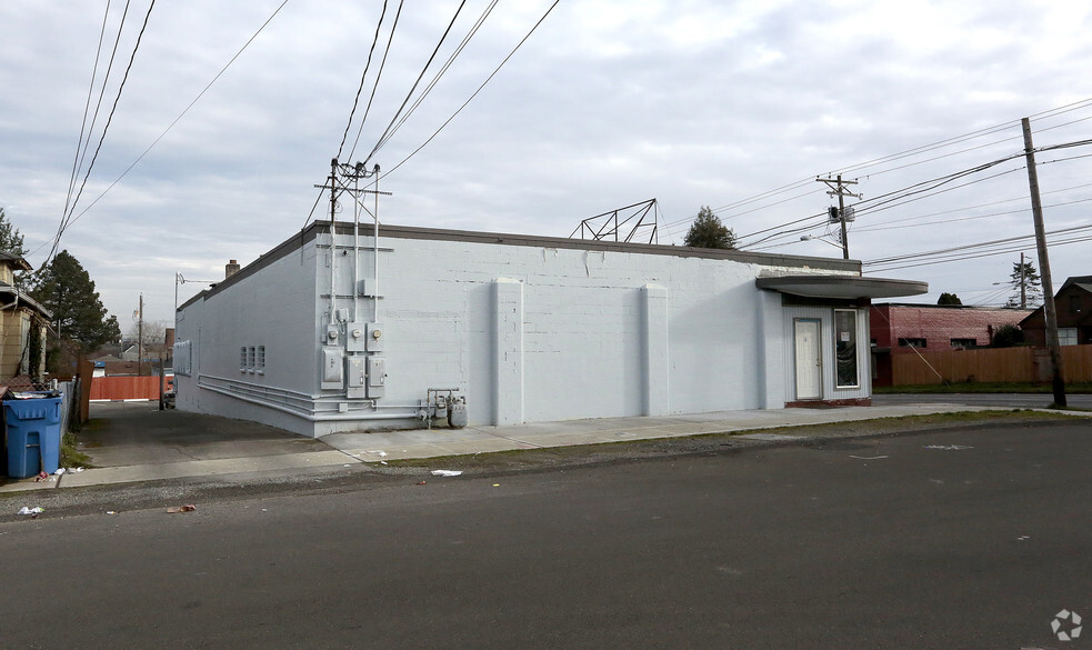 2415 S 12th St, Tacoma, WA for sale - Building Photo - Image 2 of 4