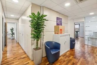 12 Rue De Châtillon, Paris for lease Interior Photo- Image 2 of 18