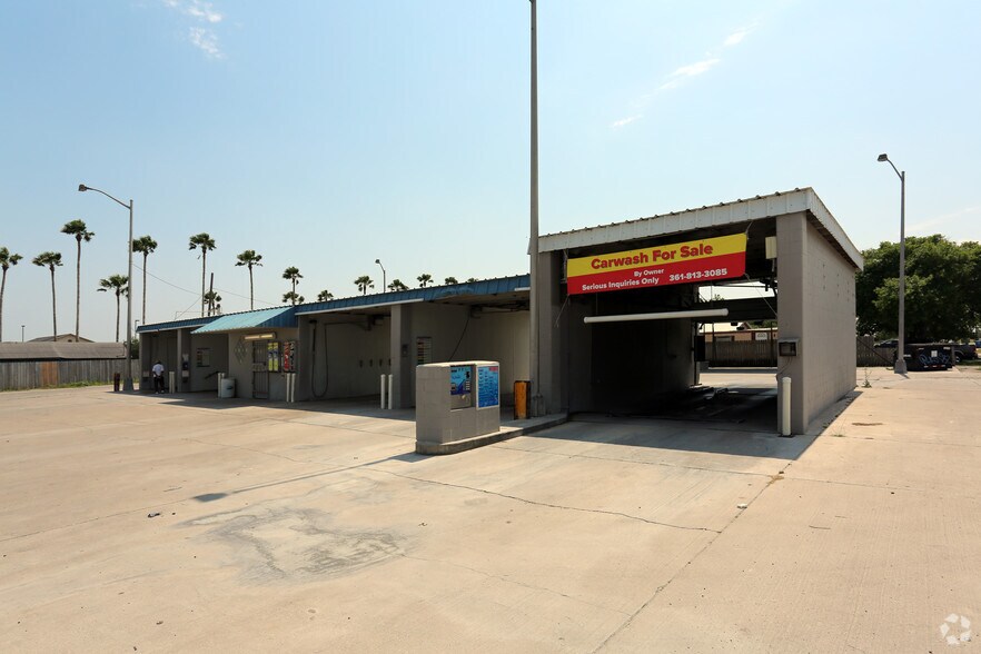 1204 Loop 459, Mathis, TX for sale - Primary Photo - Image 1 of 1