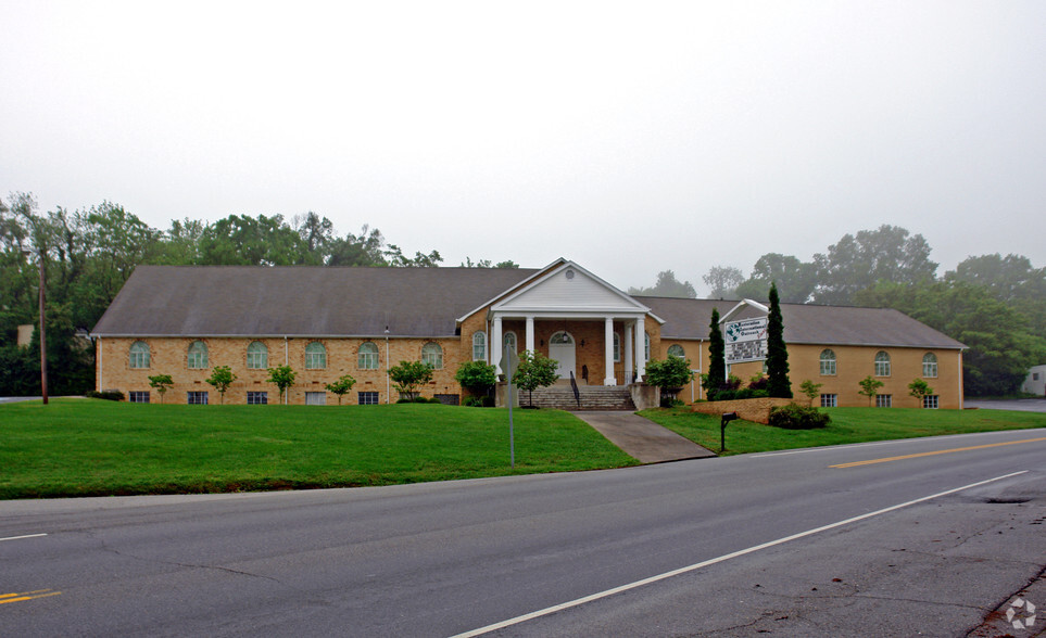 1412 E Broadway Ave, Maryville, TN for sale - Primary Photo - Image 1 of 1