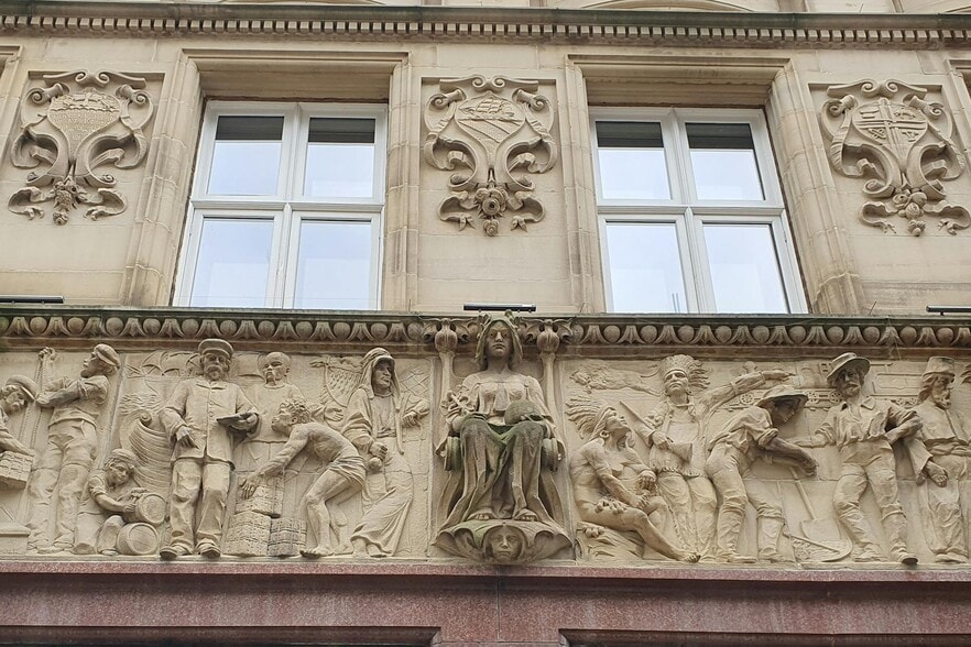 18 Park Row, Leeds for lease - Building Photo - Image 3 of 4