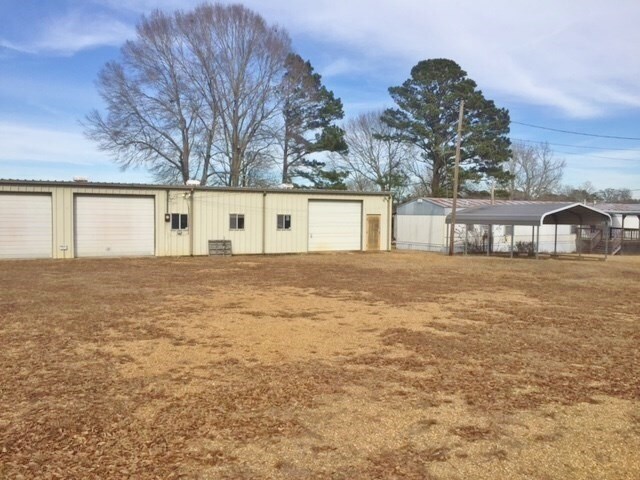 3057 Wardlaw Rd, Mccomb, MS for sale - Primary Photo - Image 1 of 1