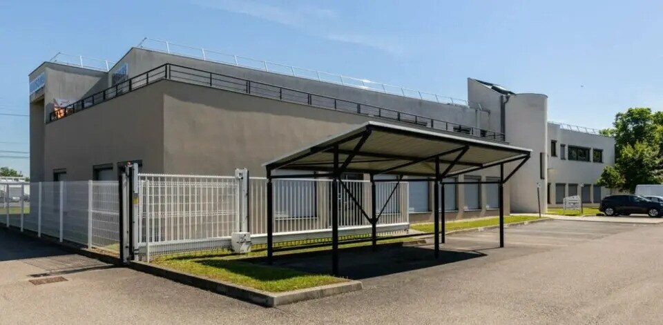 Flex in Saint-Priest for lease - Building Photo - Image 2 of 23