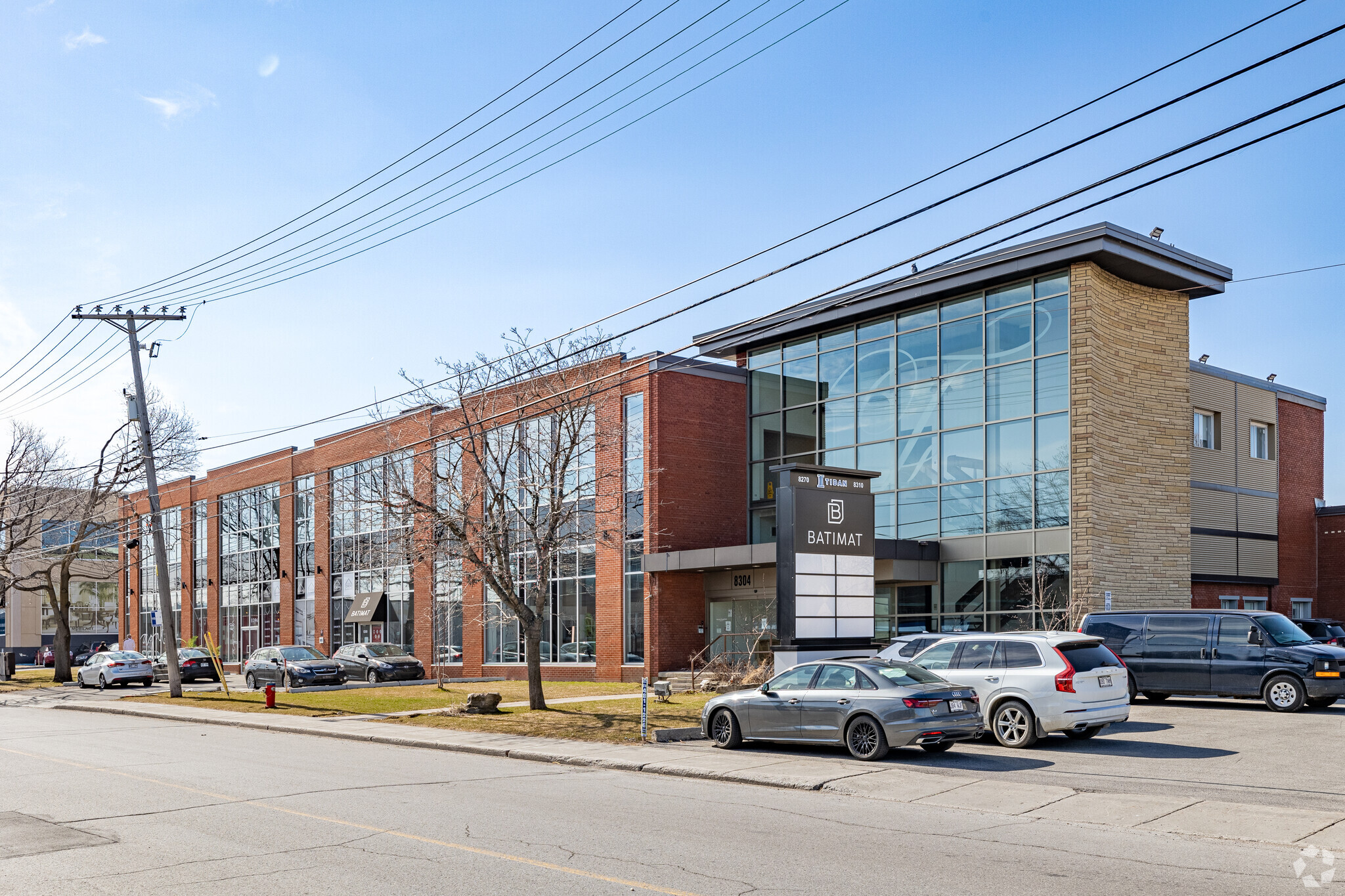 8270-8310 Ch Devonshire, Mt Royal, QC for lease Building Photo- Image 1 of 10