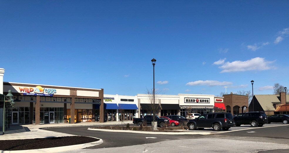 4320 Kingston Pike, Knoxville, TN 37919 Retail Space for Lease