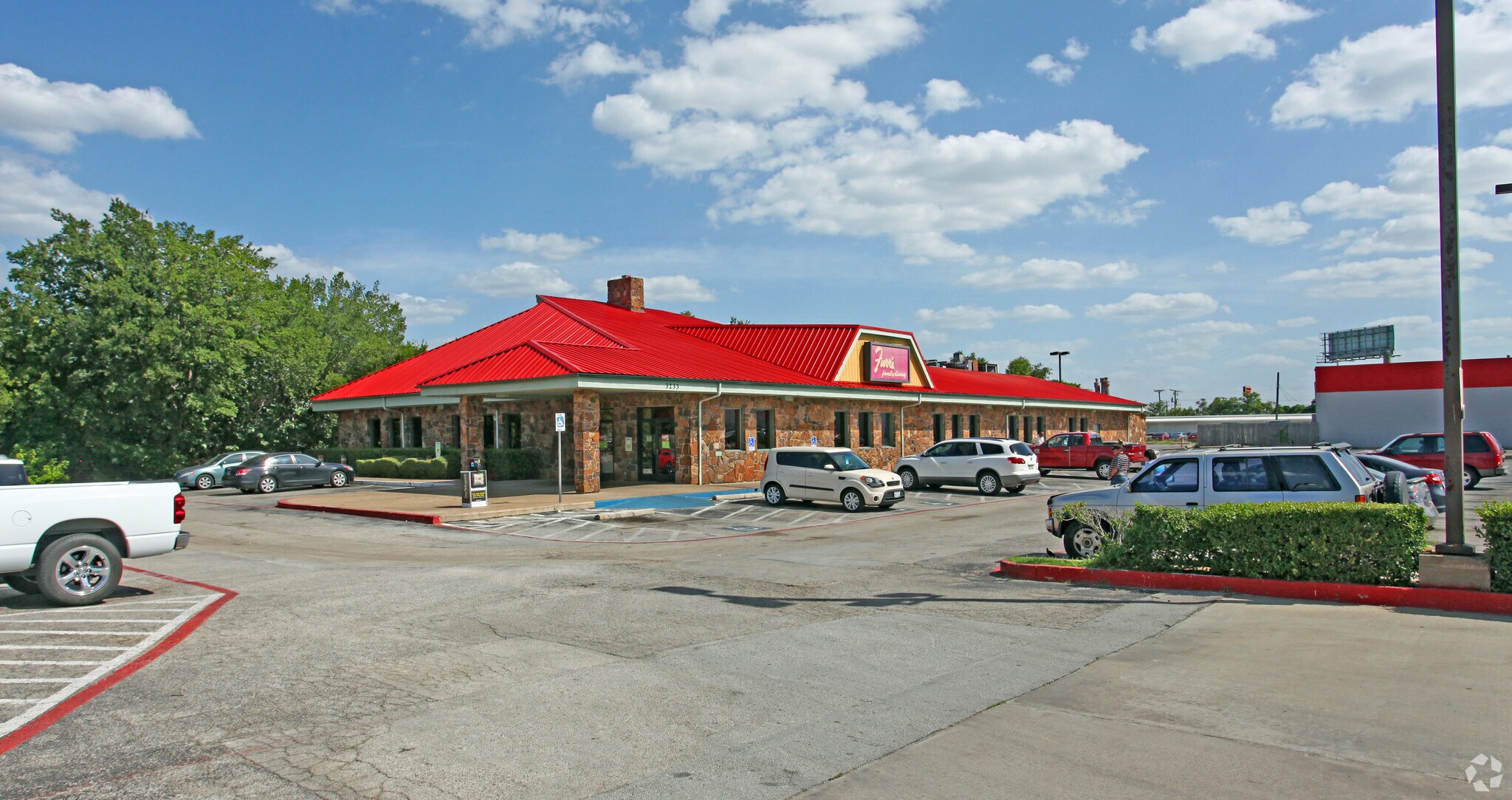 3233 Alta Mere Dr, Fort Worth, TX for sale Primary Photo- Image 1 of 1