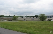 7528 State Fair Blvd, Baldwinsville, NY for lease - Building Photo - Image 2 of 7