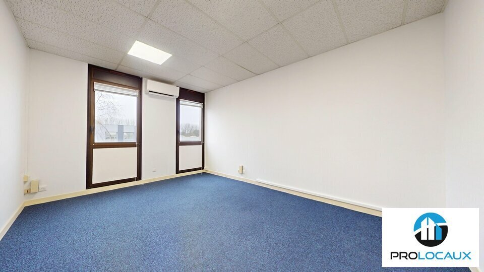 Office in Compiègne for lease - Interior Photo - Image 3 of 12