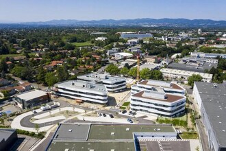 CHAMPAGNE-AU-MONT-D'OR - AERIAL map view