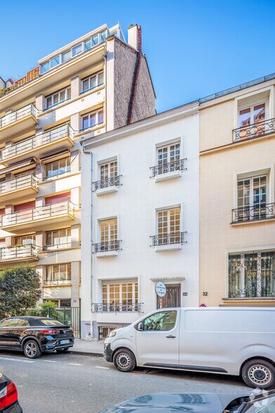 34 Rue Du Général Delestraint, Paris for lease - Building Photo - Image 2 of 2