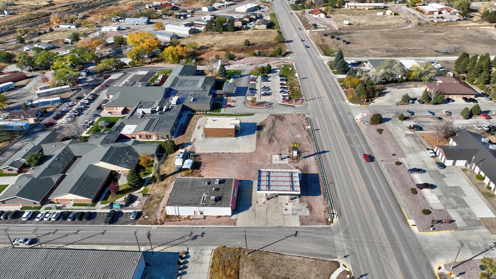 1220 Washington Blvd, Newcastle, WY for sale - Building Photo - Image 3 of 22