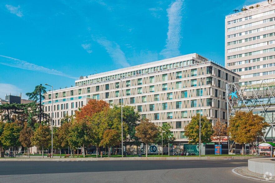 Paseo Recoletos, 37-42, Madrid, Madrid for sale - Building Photo - Image 1 of 1