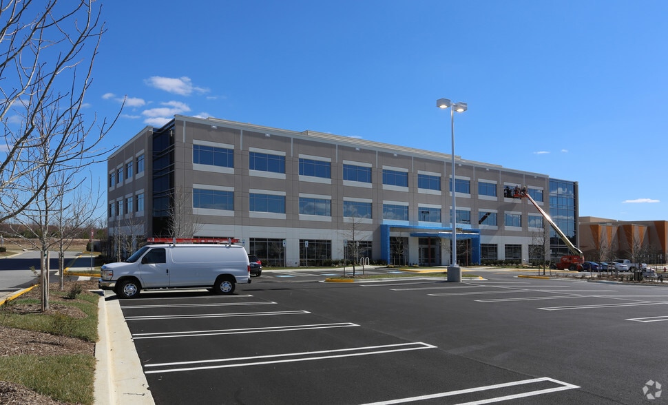 7704 Matapeake Business Dr, Brandywine, MD for lease - Building Photo - Image 3 of 13