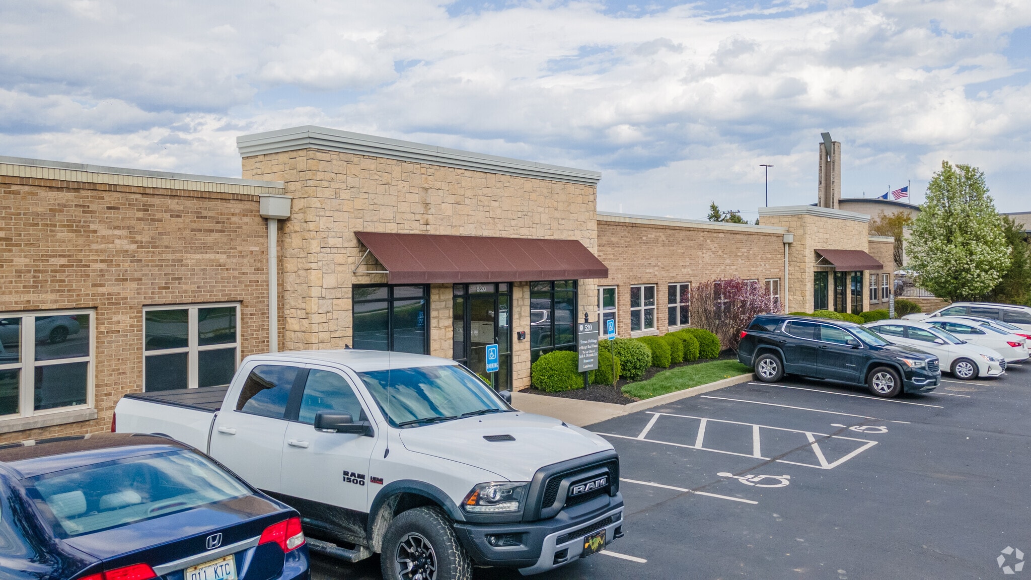 510-520 Graves Ave, Erlanger, KY for lease Building Photo- Image 1 of 9