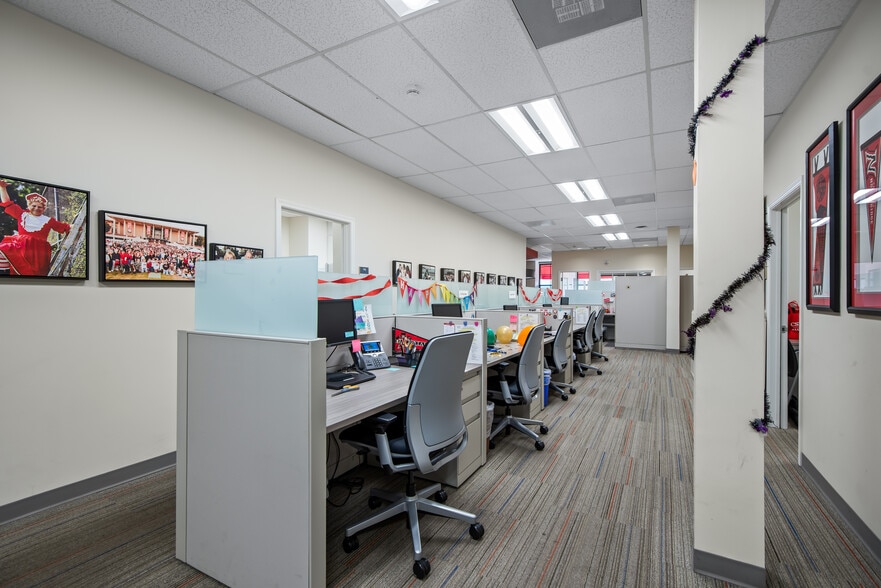 9324 Reseda Blvd, Northridge, CA for sale - Building Photo - Image 2 of 21