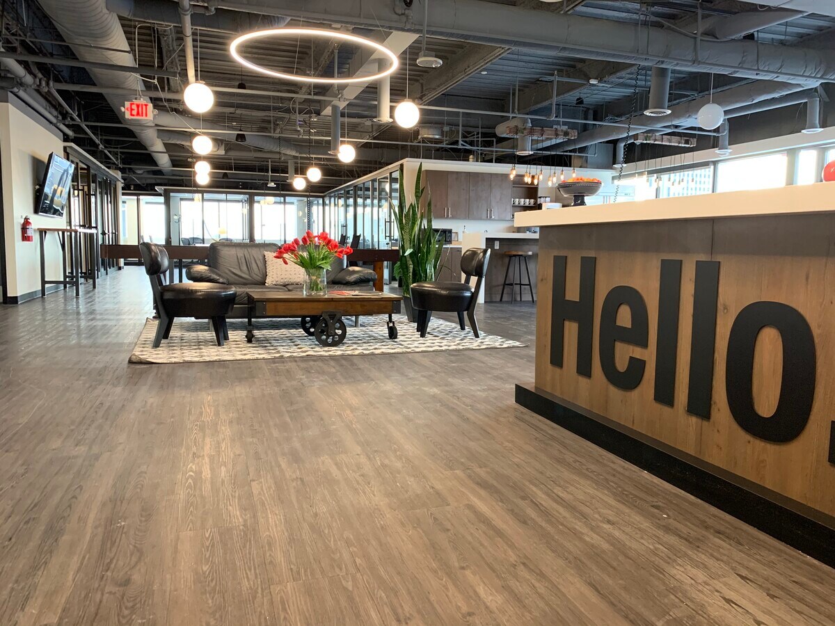 888 W Big Beaver Rd, Troy, MI, 48084 Coworking Space on