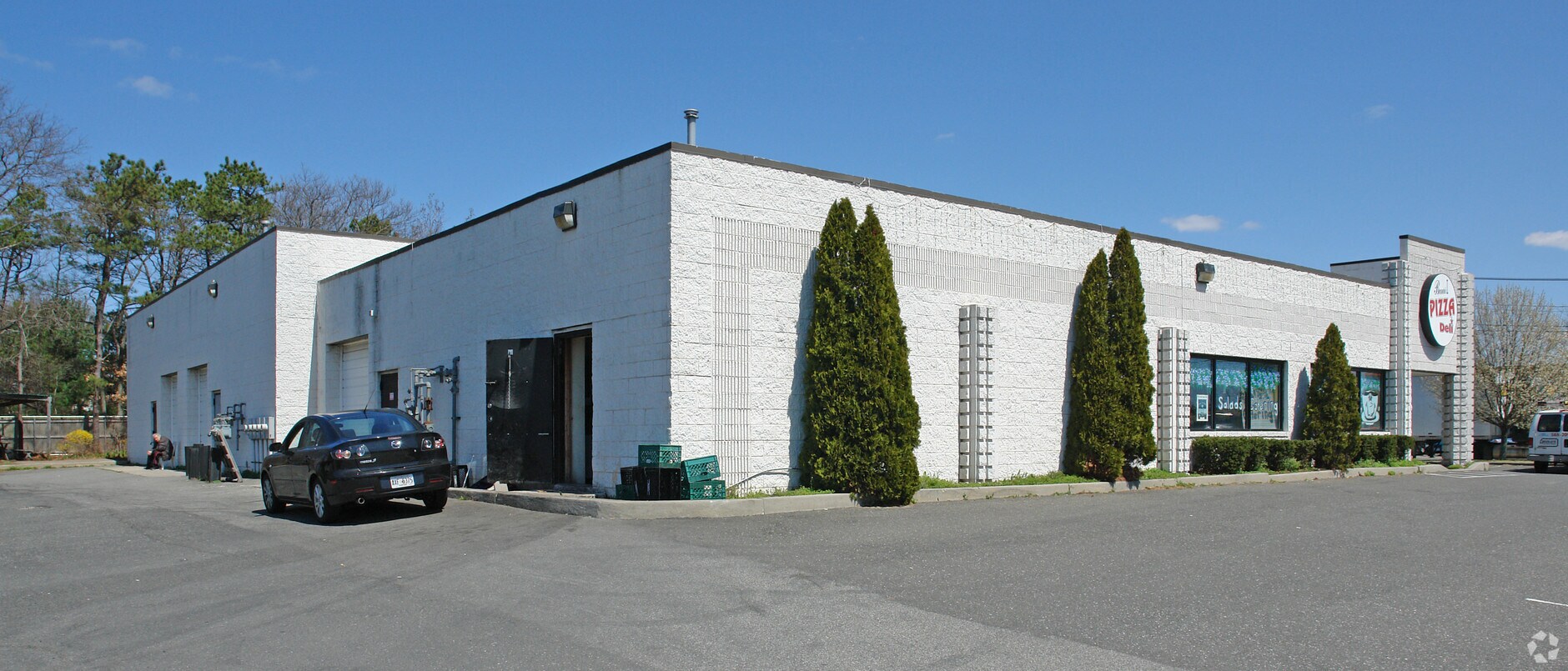 2060 Ocean Ave, Ronkonkoma, NY 11779