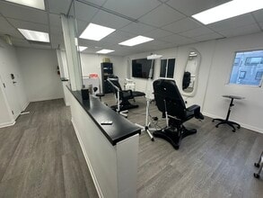 8272-8280 W Sunset Blvd, West Hollywood, CA for lease Building Photo- Image 2 of 7