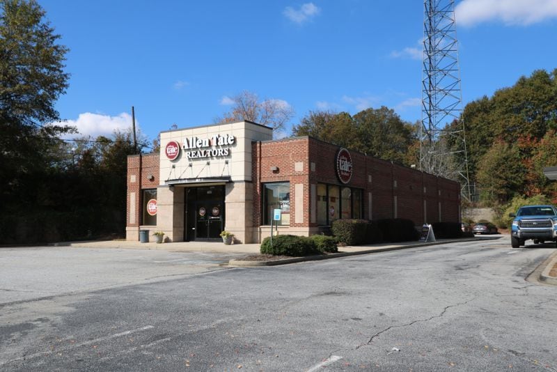 1378-1380 W Wade Hampton Blvd, Greer, SC for sale - Building Photo - Image 3 of 3