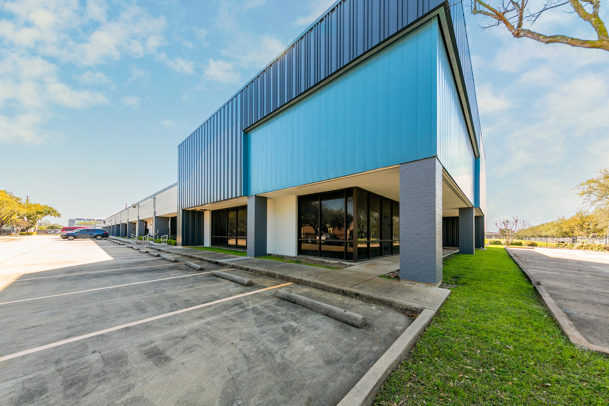 8515 Fannin St, Houston, TX for lease Building Photo- Image 1 of 2