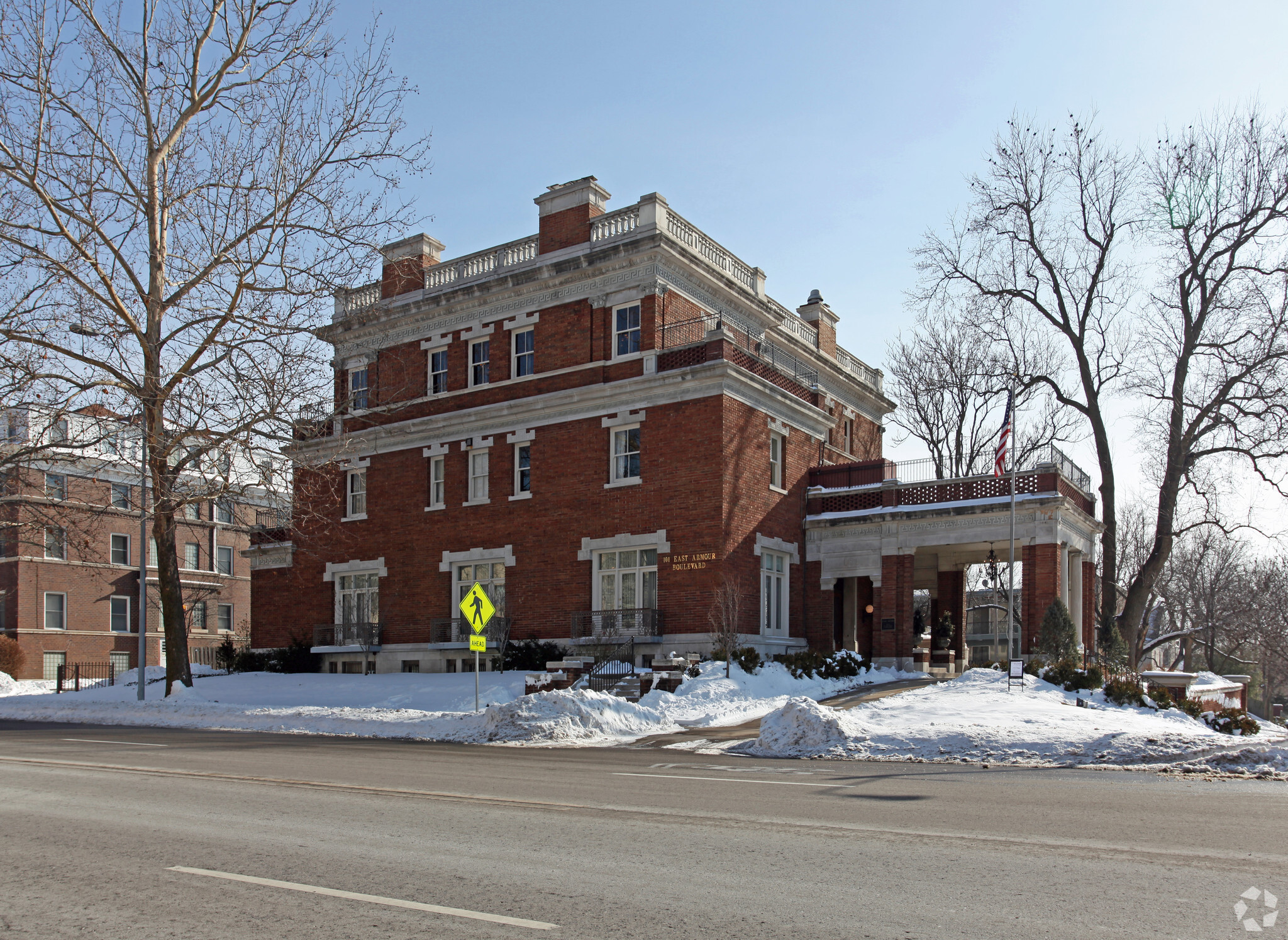 101 E Armour Blvd, Kansas City, MO for sale Primary Photo- Image 1 of 1