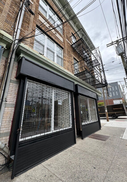 388 Communipaw Ave, Jersey City, NJ for lease - Building Photo - Image 2 of 2