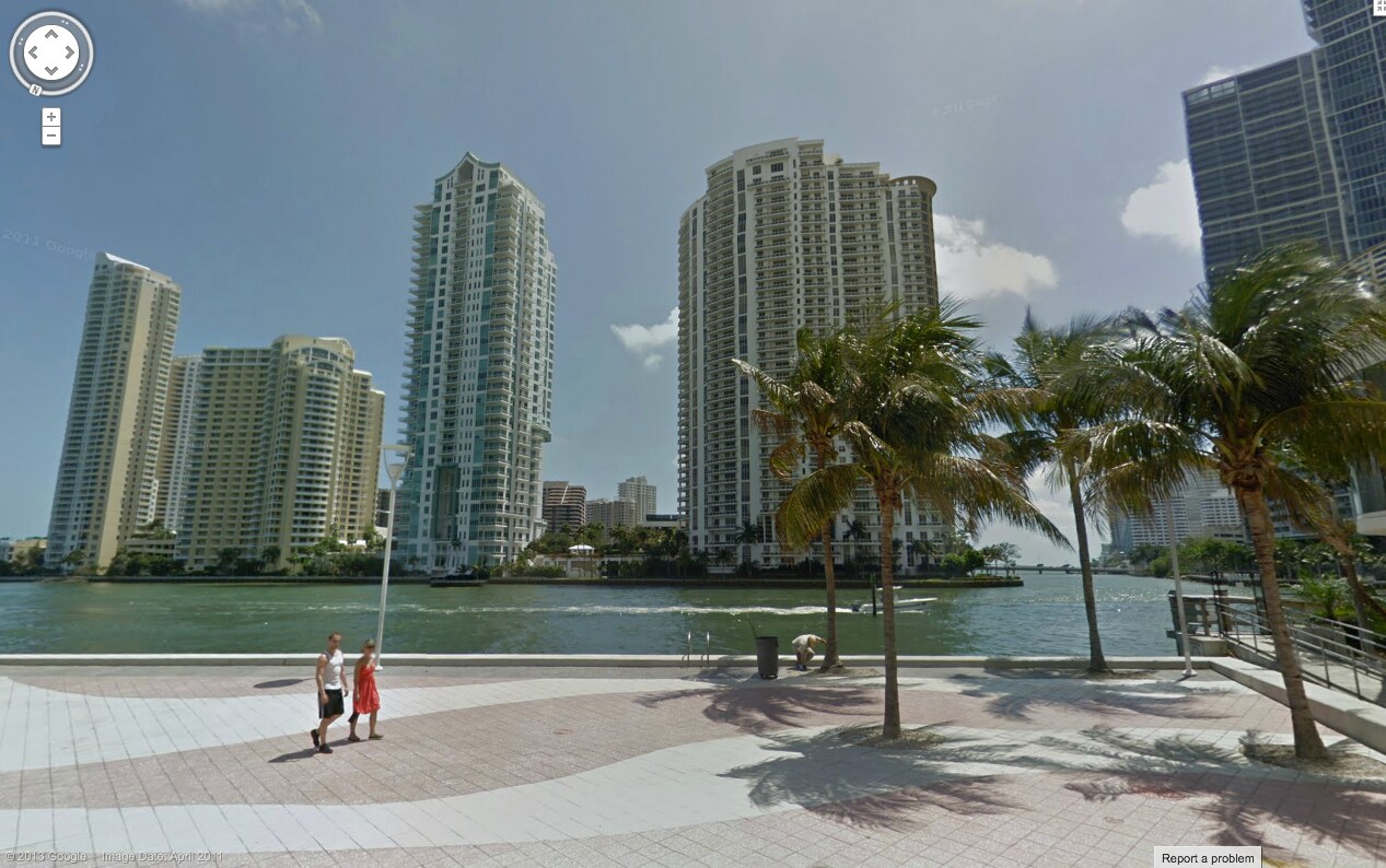 400 Biscayne Blvd, Miami, FL 33132