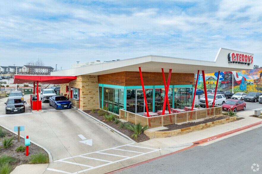 18940 IH-35, Kyle, TX for sale - Primary Photo - Image 1 of 1