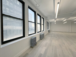 153 W 27th St, New York, NY for lease Interior Photo- Image 2 of 7