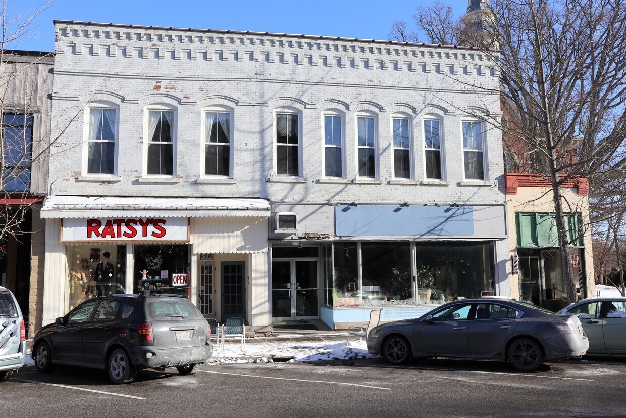 27-29 S Main St, Oberlin, OH for sale Primary Photo- Image 1 of 1