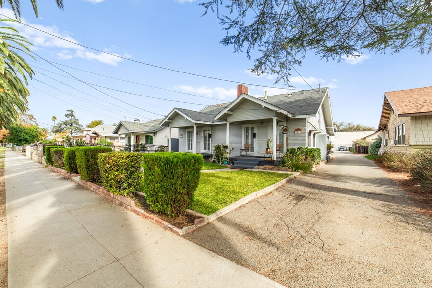 3717 Roosevelt St, Riverside, CA for sale - Building Photo - Image 2 of 11