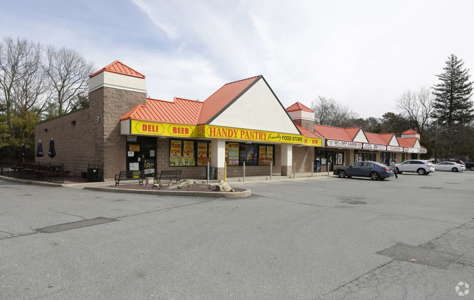 279 Smithtown Blvd, Nesconset, NY for lease - Primary Photo - Image 1 of 6