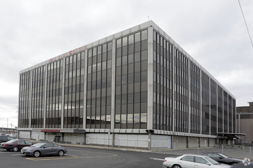 270 Haynes Ave, Newark, NJ for sale - Primary Photo - Image 1 of 1