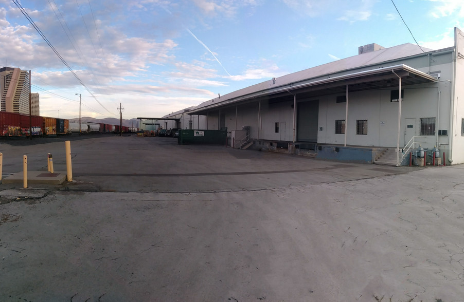 1575 Crane Way, Sparks, NV for lease - Primary Photo - Image 3 of 29