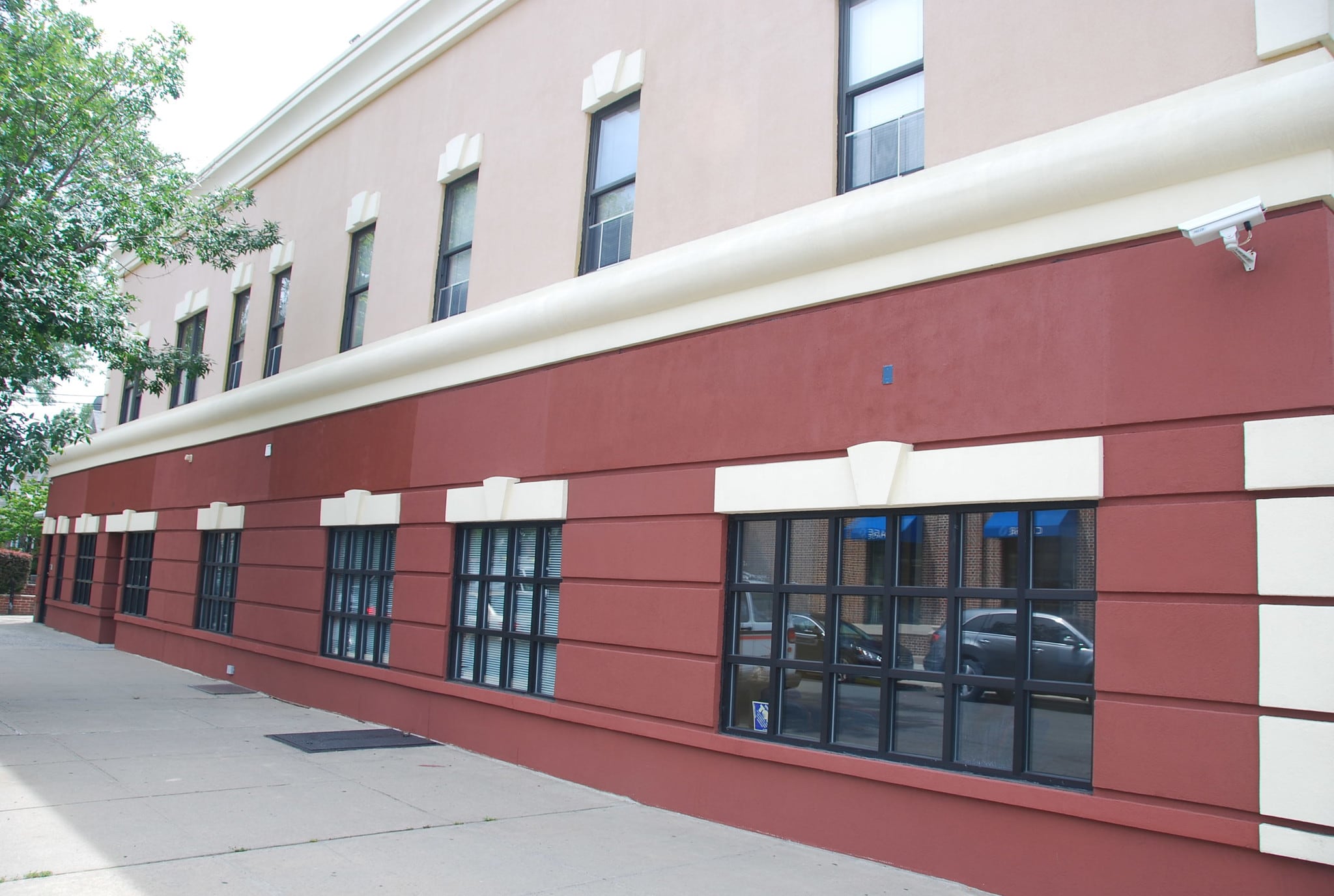 98-22 Metropolitan Ave, Forest Hills, NY for lease Building Photo- Image 1 of 4