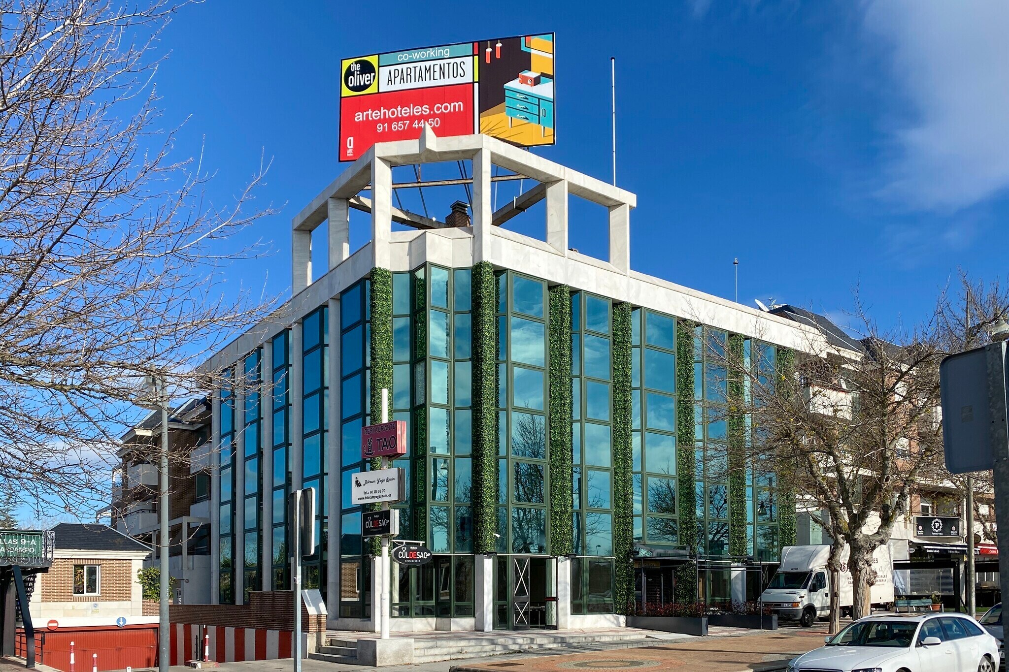 Vía Dos Castillas, 9 C, Pozuelo de Alarcón, Madrid for sale Primary Photo- Image 1 of 1