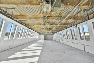 421-443 N Rodeo Dr, Beverly Hills, CA for lease Interior Photo- Image 2 of 7