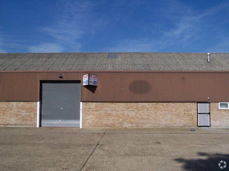 Pearson Way, Dartford for lease - Building Photo - Image 2 of 3