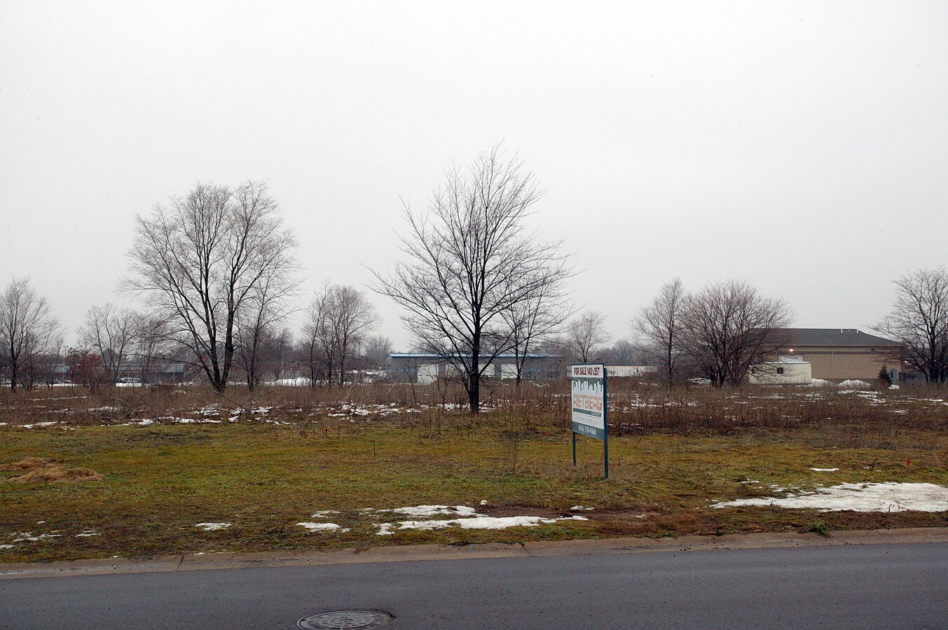 7721 Georgetown Center Dr, Jenison, MI 49428 | LoopNet