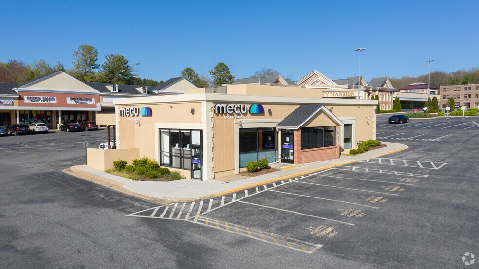 570 Cranbrook Rd, Cockeysville, MD 21030