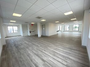 1989-2003 Coney Island Ave, Brooklyn, NY for lease Interior Photo- Image 2 of 8