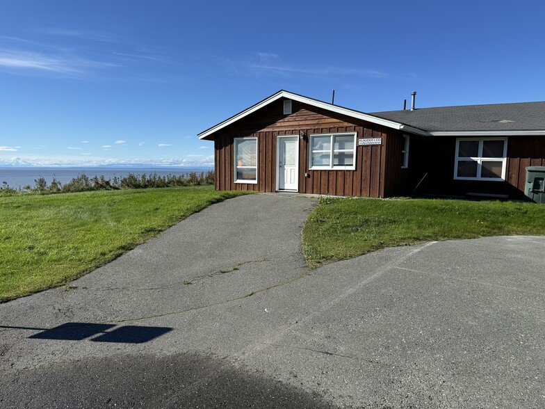 606 Petersen Way, Kenai, AK for lease - Primary Photo - Image 1 of 21