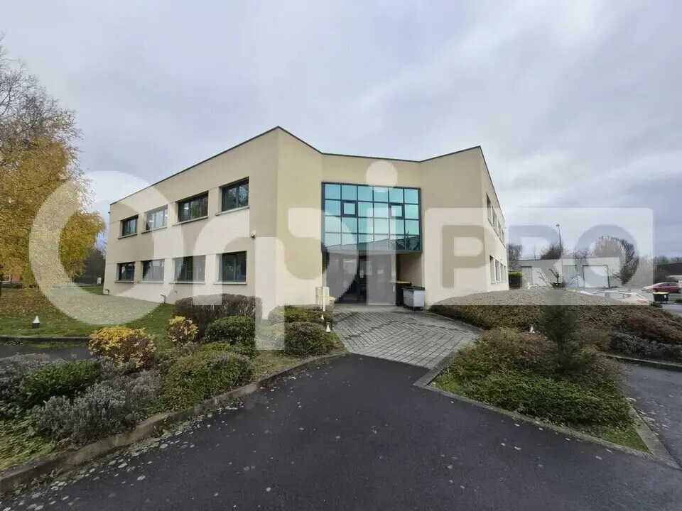 Office in Reims for lease Building Photo- Image 1 of 11