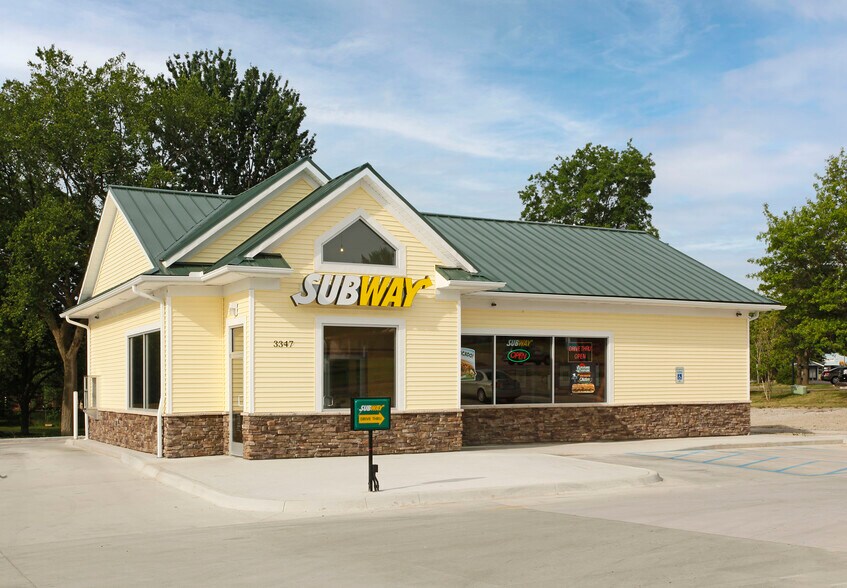 3347 Beecher Rd, Flint, MI for sale - Building Photo - Image 1 of 1